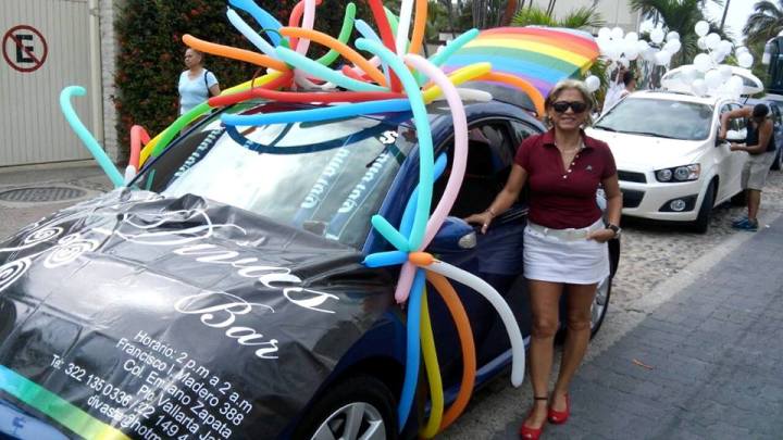 Divas in the Puerto Vallarta gay pride parade of May 2015